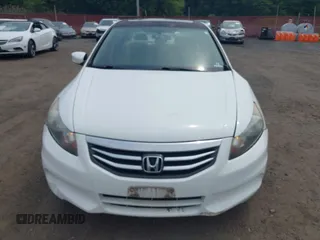 2011 Honda Accord EX с VIN 1HGCP2F74BA094455, выставлен на аукционе IAAI как лот 42504711 с пробегом 130 250 миль миль и . История ставок и продаж доступна на DreamBid. Изображение 12.