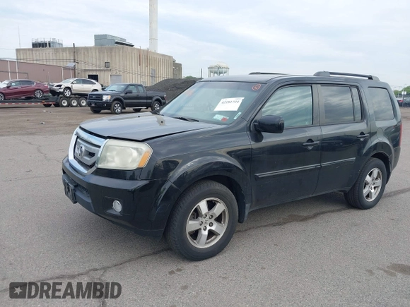 2011 Honda Pilot EX-L with VIN 5FNYF4H61BB078003, listed as a IAAI auction lot 42181724 with 327,236 mi miles and . Bid and sale history available at carsss.com. Image 17.