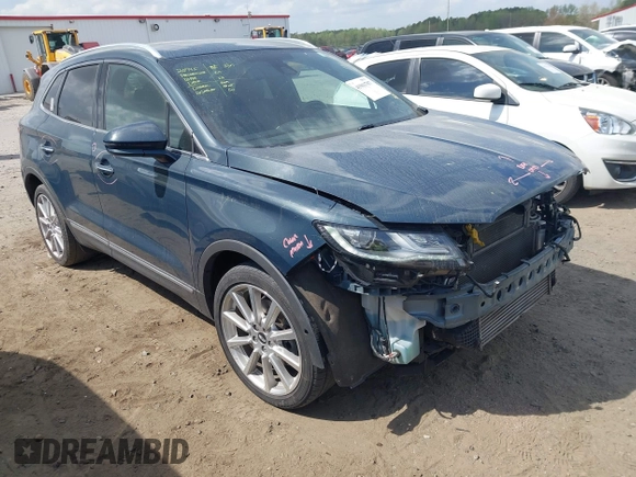 2019 Lincoln MKC Reserve with VIN 5LMCJ3C94KUL22859, listed as a IAAI auction lot 41963707 with 123,299 mi miles and . Bid and sale history available at DreamBid. Image 1.
