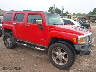 2006 Hummer H3 with VIN 5GTDN136X68203618, listed as a IAAI auction lot 41796229 with 242,717 mi miles. Bid and sale history available at carsss.com. Image 1.