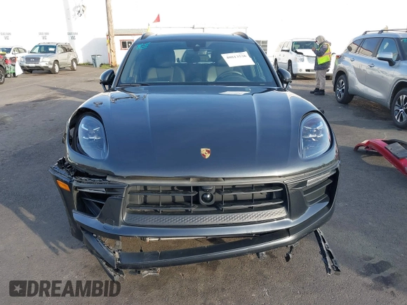2022 Porsche Macan with VIN WP1AA2A55NLB07718, listed as a IAAI auction lot 40813536 with 15,336 mi miles. Bid and sale history available at carsss.com. Image 13.