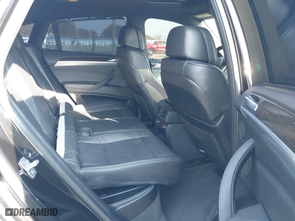 2013 BMW X6 xDrive50i with VIN 5UXFG8C59DL592268, listed as a IAAI auction lot 37742627 with 120,462 mi miles. Bid and sale history available at carsss.com. Image 8.