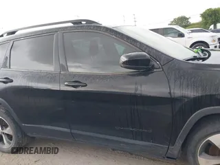 2020 Jeep Cherokee Limited с VIN 1C4PJLDB9LD599972, выставлен на аукционе IAAI как лот 42619796 с пробегом 128 083 миль миль и . История ставок и продаж доступна на DreamBid. Изображение 12.