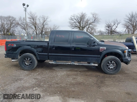 2010 Ford Super Duty F-250 SRW XL with VIN 1FTSW2BR2AEB07232, listed as a IAAI auction lot 41948951 with 124,116 mi miles. Bid and sale history available at carsss.com. Image 14.