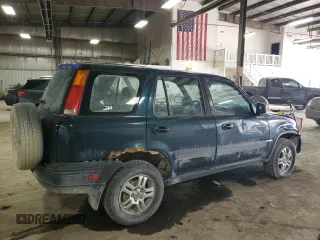 1997 Honda CR-V with VIN JHLRD184XVC032018, listed as a Copart auction lot 71179594 with 135,000 mi miles and Salvage Title. Bid and sale history available at carsss.com. Image 3.