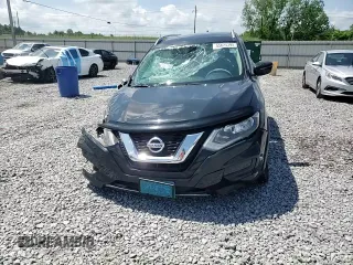 2017 Nissan Rogue SV z VIN KNMAT2MT6HP501456, wystawiony jako Copart lot #55625395 z przebiegiem Nie podano mil oraz Szkoda całkowita • Salvage title. Historia ofert i sprzedaży dostępna na DreamBid. Obrazek 14.