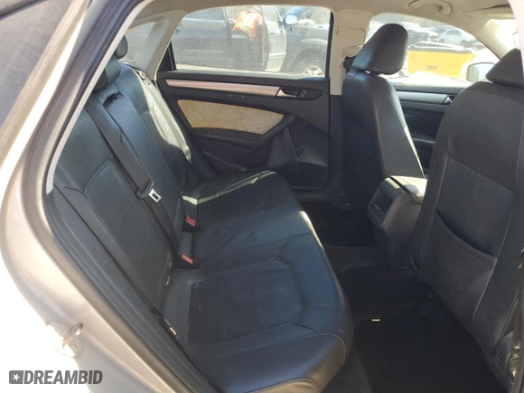 2014 Volkswagen Passat Wolfsburg Ed with VIN 1VWAS7A30EC074232, listed as a Copart auction lot 86975554 with 197,060 mi miles and Salvage Title. Bid and sale history available at carsss.com. Image 10.