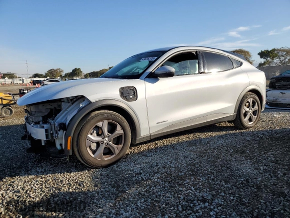 2022 Ford Mustang Mach-E Select z VIN 3FMTK1RM9NMA44355, wystawiony jako Copart lot #43606375 z przebiegiem 23 834 mil mil oraz Szkoda całkowita • Salvage title. Historia ofert i sprzedaży dostępna na DreamBid. Obrazek 1.