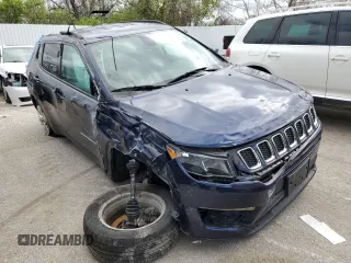 2018 Jeep Compass Latitude with VIN 3C4NJDBB1JT232944, listed as a Copart auction lot 49514104 with 108,402 mi miles and Salvage title. Bid and sale history available at DreamBid. Image 4.