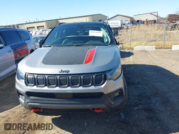 2022 Jeep Compass Trailhawk z VIN 3C4NJDDB8NT192316, wystawiony jako IAAI lot #42044851 z przebiegiem 12 656 mil mil oraz . Historia ofert i sprzedaży dostępna na DreamBid. Obrazek 12.