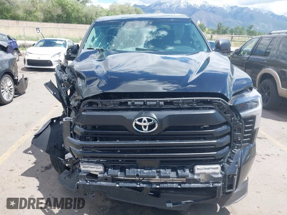 2023 Toyota Tundra SR5 с VIN 5TFLA5DB3PX108794, выставлен на аукционе IAAI как лот 42261726 с пробегом 15 141 миль миль и . История ставок и продаж доступна на DreamBid. Изображение 12.