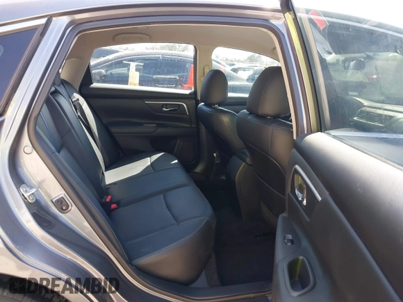 2018 Nissan Altima 2.5 SR with VIN 1N4AL3AP7JC475451, listed as a IAAI auction lot 41814760 with 38,440 mi miles. Bid and sale history available at carsss.com. Image 8.
