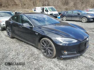 2018 Tesla Model S 75D with VIN 5YJSA1E2XJF272807, listed as a Copart auction lot 51968695 with 21,156 mi miles and Non repairable. Bid and sale history available at DreamBid. Image 4.