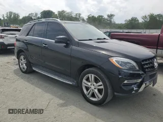 2014 Mercedes-Benz M 350 z VIN 4JGDA2EB7EA353868, wystawiony jako Copart lot #57968145 z przebiegiem 137 071 mil mil oraz Tytuł czysty. Historia ofert i sprzedaży dostępna na DreamBid. Obrazek 4.