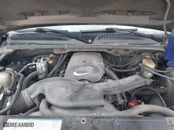 2002 Chevrolet Avalanche with VIN 3GNEK13T82G268036, listed as a IAAI auction lot 41882508 with 349,493 mi miles. Bid and sale history available at carsss.com. Image 10.