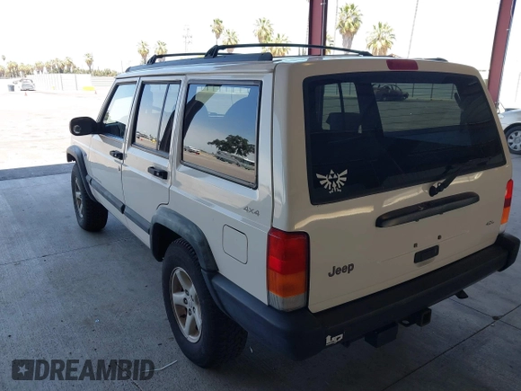 1997 Jeep Cherokee Sport with VIN 1J4FJ68S4VL584953, listed as a IAAI auction lot 42696694 with 135,545 mi miles and . Bid and sale history available at DreamBid. Image 3.