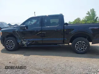 2023 Ford F-150 XL z VIN 1FTEW1EP6PKF23103, wystawiony jako IAAI lot #42390868 z przebiegiem 15 149 mil mil oraz . Historia ofert i sprzedaży dostępna na DreamBid. Obrazek 15.