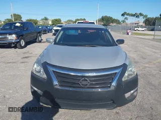 2014 Nissan Altima S with VIN 1N4AL3AP2EC269248, listed as a IAAI auction lot 41744752 with 152,123 mi miles and . Bid and sale history available at DreamBid. Image 6.