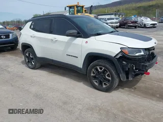 2017 Jeep Compass Trailhawk с VIN 3C4NJDDBXHT500588, выставлен на аукционе IAAI как лот 42060556 с пробегом 76 788 миль миль и . История ставок и продаж доступна на DreamBid. Изображение 1.
