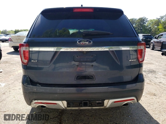2017 Ford Explorer XLT z VIN 1FM5K8D86HGA19634, wystawiony jako Copart lot #53196185 z przebiegiem Nie podano mil oraz Szkoda całkowita • Salvage title. Historia ofert i sprzedaży dostępna na DreamBid. Obrazek 6.