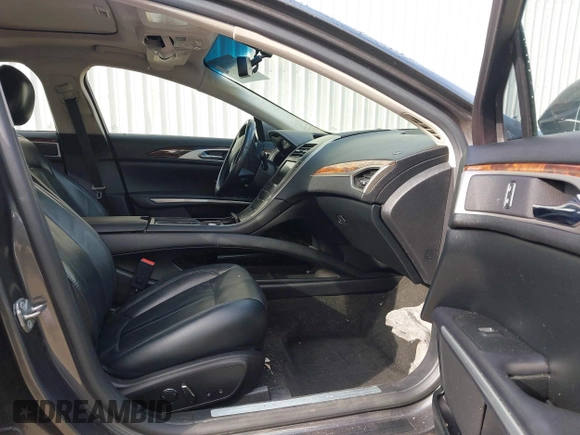 2016 Lincoln MKZ with VIN 3LN6L2G99GR609353, listed as a IAAI auction lot 42106982 with 161,046 mi miles and . Bid and sale history available at DreamBid. Image 5.