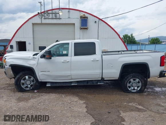 2018 GMC Sierra 2500HD SLE с VIN 1GT12SEG5JF253443, выставлен на аукционе IAAI как лот 41742414 с пробегом Не указан миль и . История ставок и продаж доступна на DreamBid. Изображение 14.