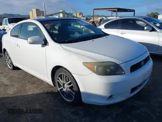 2006 Scion tC with VIN JTKDE177X60075396, listed as a IAAI auction lot 41591826 with 286,769 mi miles. Bid and sale history available at carsss.com. Image 1.