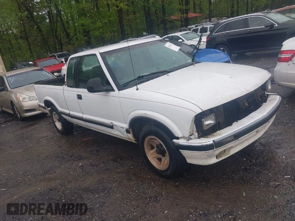 1994 Chevrolet S-10 LS with VIN 1GCCS19Z3R8141366, listed as a IAAI auction lot 41964754 with 191,756 mi miles. Bid and sale history available at carsss.com. Image 1.