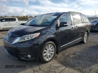 2016 Toyota Sienna Limited z VIN 5TDDK3DC5GS135838, wystawiony jako Copart lot #52680055 z przebiegiem 157 326 mil mil oraz Szkoda całkowita • Salvage title. Historia ofert i sprzedaży dostępna na DreamBid. Obrazek 1.