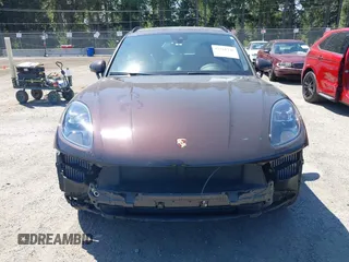 2019 Porsche Macan S with VIN WP1AB2A55KLB32336, listed as a IAAI auction lot 42761735 with 31,345 mi miles and . Bid and sale history available at DreamBid. Image 13.
