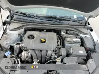 2019 Hyundai Elantra Value Edition с VIN 5NPD84LF2KH411116, выставлен на аукционе Copart как лот 68080355 с пробегом 114 085 миль миль и Списание • Salvage title. История ставок и продаж доступна на DreamBid. Изображение 14.