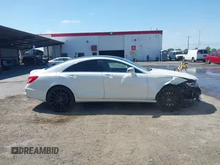 2012 Mercedes-Benz CLS 550 с VIN WDDLJ7DB4CA011280, выставлен на аукционе IAAI как лот 42058356 с пробегом 137 075 миль миль и . История ставок и продаж доступна на DreamBid. Изображение 13.