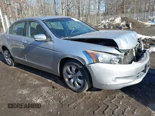 2010 Honda Accord EX z VIN 1HGCP3F76AA010723, wystawiony jako IAAI lot #41319667 z przebiegiem 105 615 mil mil oraz . Historia ofert i sprzedaży dostępna na DreamBid. Obrazek 1.