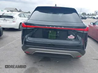 2024 Lexus RX 450h+ Luxury z VIN JTJCJMGA1R2022295, wystawiony jako IAAI lot #41778650 z przebiegiem 1822 mil mil oraz . Historia ofert i sprzedaży dostępna na DreamBid. Obrazek 16.