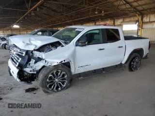 2024 GMC Canyon 4WD Denali with VIN 1GTP6FEK1R1221334, listed as a Copart auction lot 45664335 with 9,184 mi miles and Salvage Title. Bid and sale history available at carsss.com. Image 1.