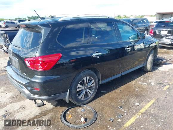 2017 Nissan Pathfinder S z VIN 5N1DR2MN5HC903047, wystawiony jako IAAI lot #42231749 z przebiegiem 115 251 mil mil oraz . Historia ofert i sprzedaży dostępna na DreamBid. Obrazek 4.