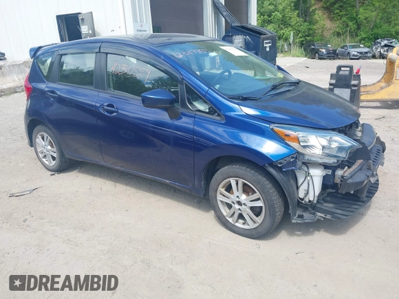 2017 Nissan Note SV z VIN 3N1CE2CP6HL369384, wystawiony jako IAAI lot #42347559 z przebiegiem 46 558 mil mil oraz . Historia ofert i sprzedaży dostępna na DreamBid. Obrazek 1.