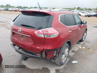 2015 Nissan Rogue SV with VIN 5N1AT2ML2FC813922, listed as a IAAI auction lot 42070058 with 177,592 mi miles and . Bid and sale history available at carsss.com. Image 4.
