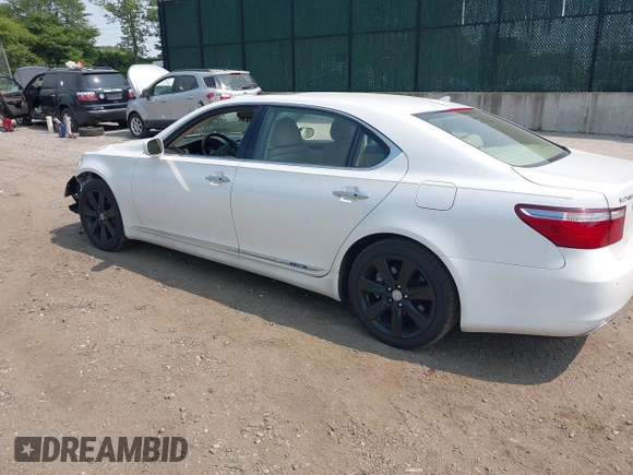 2008 Lexus LS 600h L with VIN JTHDU46F385005344, listed as a IAAI auction lot 42415220 with 109,971 mi miles and . Bid and sale history available at DreamBid. Image 3.