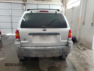 2006 Ford Escape XLS with VIN 1FMYU02Z86KD18623, listed as a Copart auction lot 70593064 with 0 mi miles and Non Repairable. Bid and sale history available at carsss.com. Image 6.