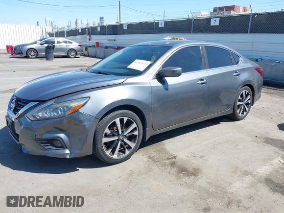 2018 Nissan Altima SR with VIN 1N4AL3AP6JC120402, listed as a IAAI auction lot 41949433 with 58,595 mi miles and . Bid and sale history available at carsss.com. Image 17.