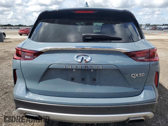 2022 Infiniti QX50 LUXE with VIN 3PCAJ5BA3NF117553, listed as a Copart auction lot 45706895 with 51,329 mi miles and Non Repairable. Bid and sale history available at carsss.com. Image 6.