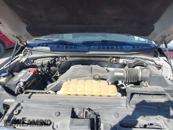 2015 Ford F-150 XLT with VIN 1FTEW1EG4FKE71212, listed as a IAAI auction lot 41738758 with 208,429 mi miles. Bid and sale history available at carsss.com. Image 10.