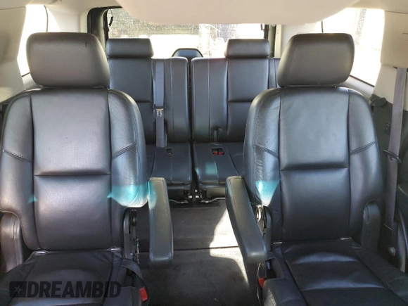 2011 Cadillac Escalade Luxury z VIN 1GYS4BEF6BR358184, wystawiony jako Copart lot #77089234 z przebiegiem 240 804 mil mil oraz Szkoda całkowita • Salvage title. Historia ofert i sprzedaży dostępna na DreamBid. Obrazek 10.