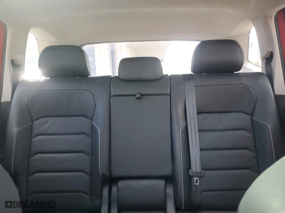 2019 Volkswagen Tiguan SEL Premium with VIN 3VV4B7AX4KM126301, listed as a Copart auction lot 50749905 with 66,100 mi miles and Salvage Title. Bid and sale history available at carsss.com. Image 10.