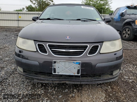 2004 Saab 9-3 Arc z VIN YS3FD79Y746020211, wystawiony jako Copart lot #55923245 z przebiegiem 129 736 mil mil oraz Tytuł czysty. Historia ofert i sprzedaży dostępna na DreamBid. Obrazek 5.