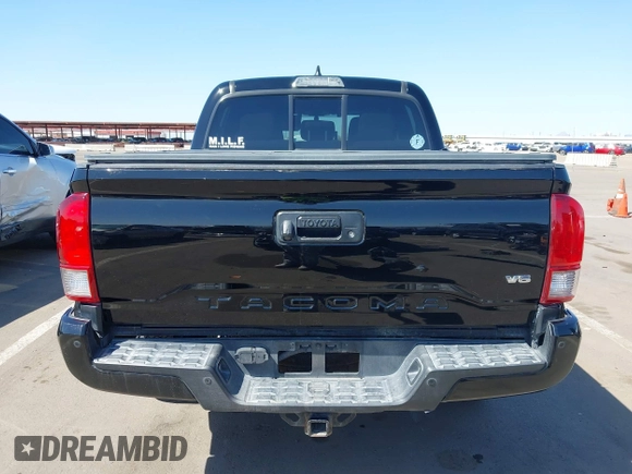 2016 Toyota Tacoma SR with VIN 3TMCZ5AN3GM019210, listed as a IAAI auction lot 42003617 with 171,581 mi miles. Bid and sale history available at carsss.com. Image 16.