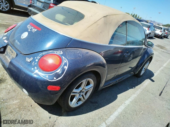 2004 Volkswagen New Beetle Convertible GLS Turbo with VIN 3VWCD31Y14M325795, listed as a Copart auction lot 66508994 with 0 mi miles and Salvage Title. Bid and sale history available at carsss.com. Image 3.