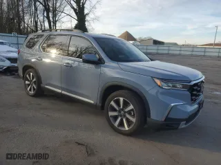 2024 Honda Pilot Touring with VIN 5FNYG1H70RB037781, listed as a Copart auction lot 86406654 with 11,080 mi miles and Salvage Title. Bid and sale history available at carsss.com. Image 4.