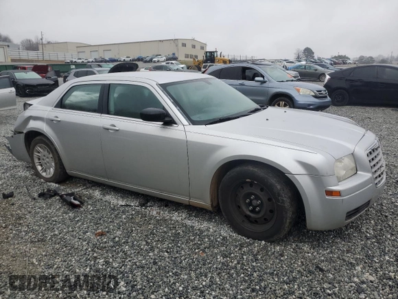 2007 Chrysler 300 with VIN 2C3KA43R57H821192, listed as a Copart auction lot 46125545 with 106,717 mi miles and Salvage Title. Bid and sale history available at carsss.com. Image 4.